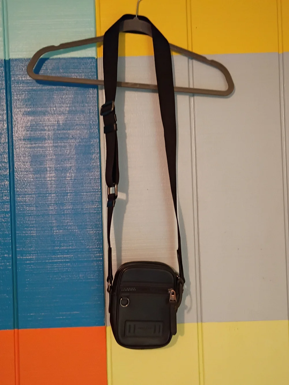 Men's Compact Crossbody Bag in Black